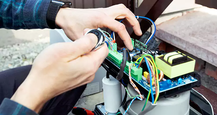 Automatic Driveway Gate Repair in North Miami Beach, FL