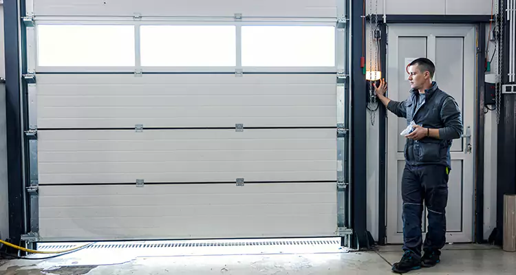 Modern Overhead Door Repair in North Miami Beach, FL