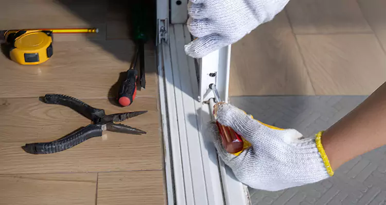 Screen Door Wheel Replacement in North Miami Beach, FL