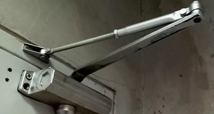Door Closer Parallel Arm Installation in North Miami Beach, FL