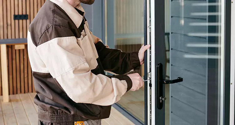 Fix Patio Screen Door Rollers in North Miami Beach, FL