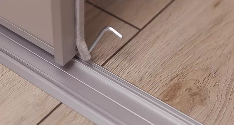 Squeaky Sliding Door Repair in North Miami Beach, FL