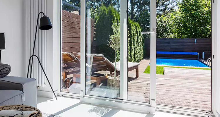 Fixing A Sliding Screen Door Roller in North Miami Beach, FL